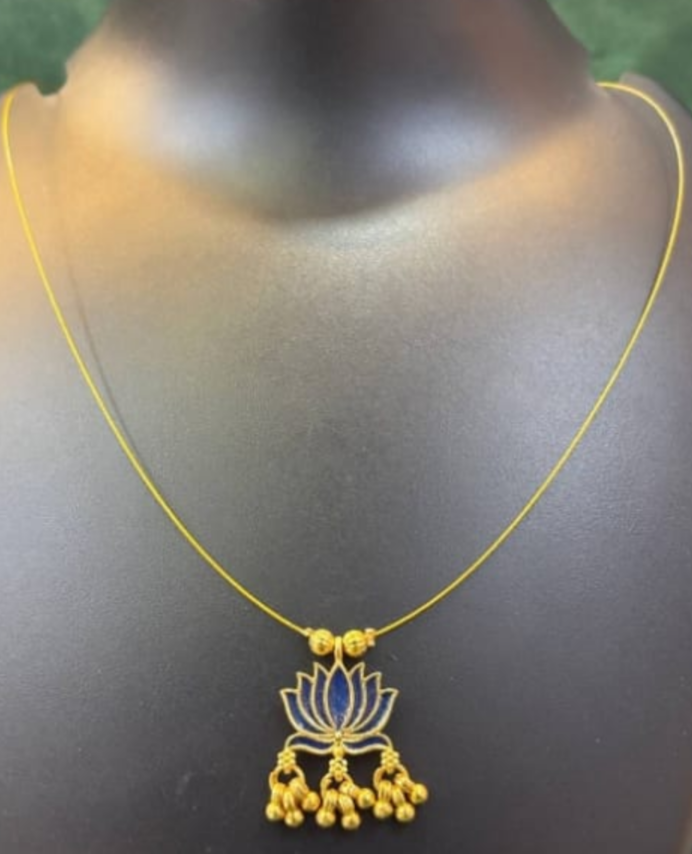 Blue lotus Necklace